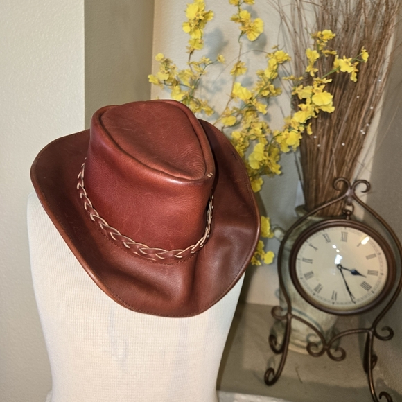 Genuine Leather Hat Handcrafted Size L - Picture 4 of 7